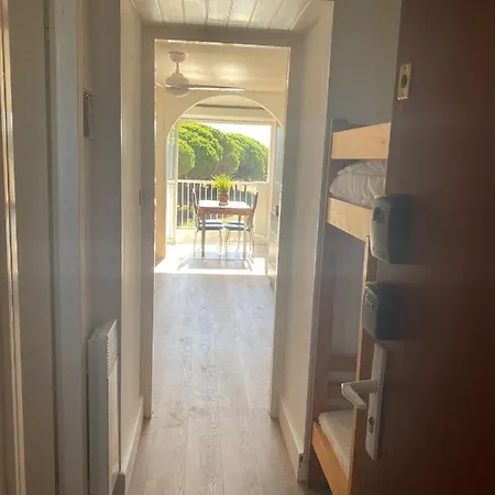 Apartment Et Pinede 26m2: 4pers, Neuf, Cosy